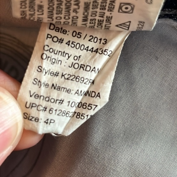 Gloria Vanderbilt Straight Leg Jeans Amanda Blue Denim Women’s Size 4P - Picture 7 of 7